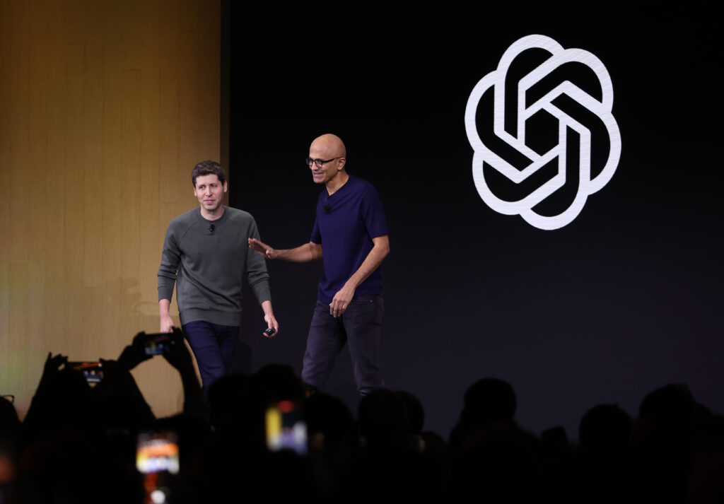 Microsoft i OpenAI zmieniają umowę: OpenAI będzie dostępne na wszystkich platformach