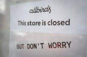 Allbirds zmienia strategię i inwestuje w infrastrukturę AI