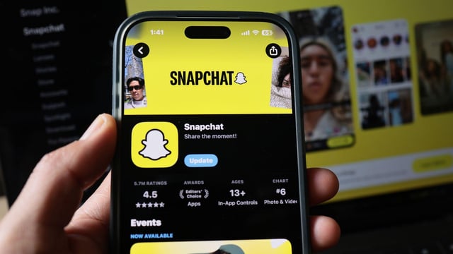 Snapchat wprowadza reklamy do czatów z agentami AI
