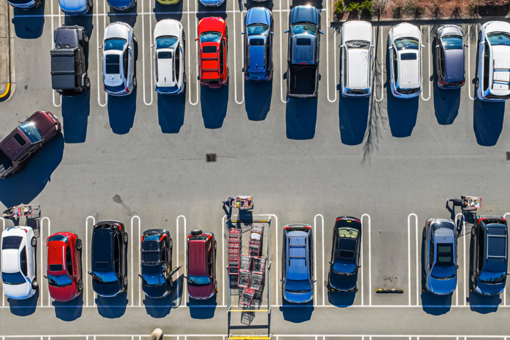 System nawigacji uwzględniający parkingi zmniejszy frustrację i emisje