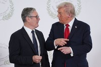 Trump krytykuje politykę energetyczną Europy, domaga się zwiększenia wydobycia ropy