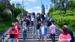 Optymizm pracowników wobec zagrożenia AI na rynku pracy