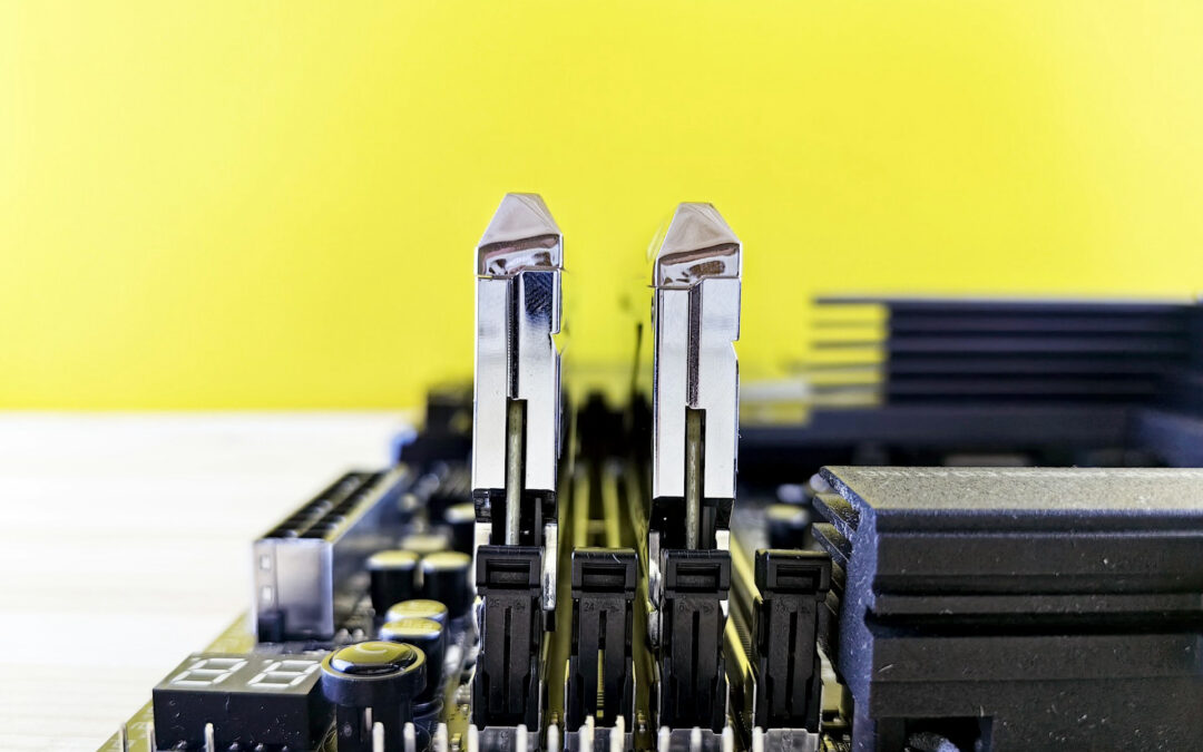 Pasjonat elektroniki tworzy pamięć RAM w warunkach domowych