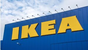 12 produktów IKEA idealnych do małych tarasów – poradnik redaktora
