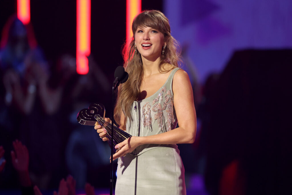 Taylor Swift eskaluje walkę prawną z AI podrabiającymi jej głos