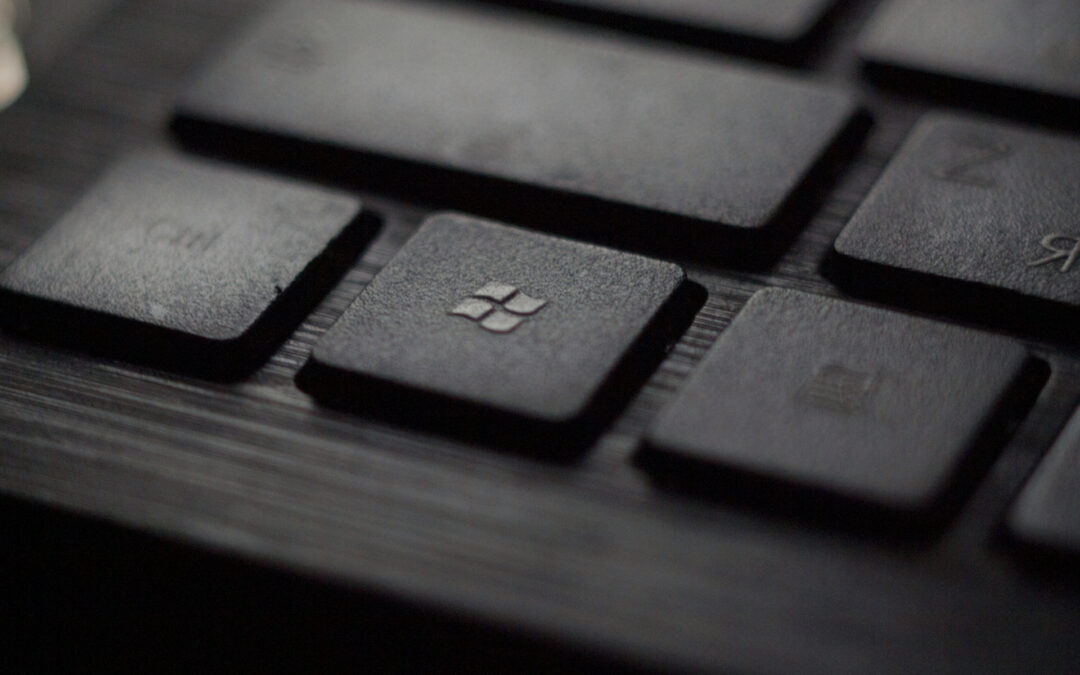 Microsoft przebudowuje program Windows Insider z uproszczonymi kanałami