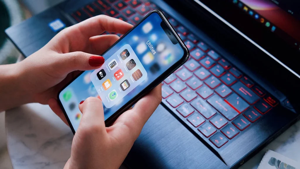 Jak odzyskać dane z telefonu – kompletny przewodnik dla iPhone’a i Androida