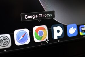 Ponad 100 szkodliwych rozszerzeń Chrome kradnie dane użytkowników