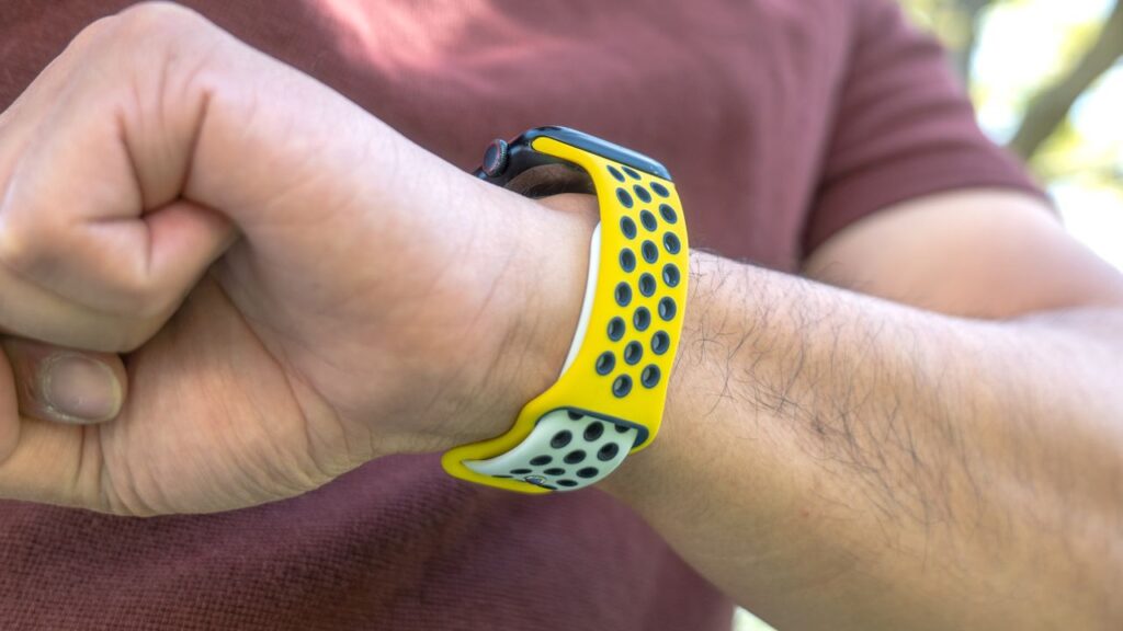 6-paletowa zamiennik paska Apple Watch za poniżej $12 równie dobra co oryginały Nike