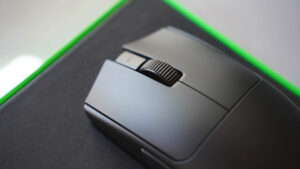 Razer Viper V4 Pro – ultralekkamyszka z nowoczesnymi czujnikami
