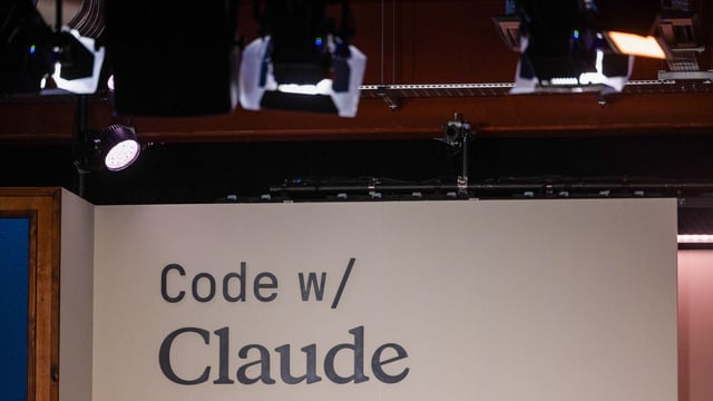 Firma przypadkowo wydała 500 mln dol. na AI Claude w miesiąc
