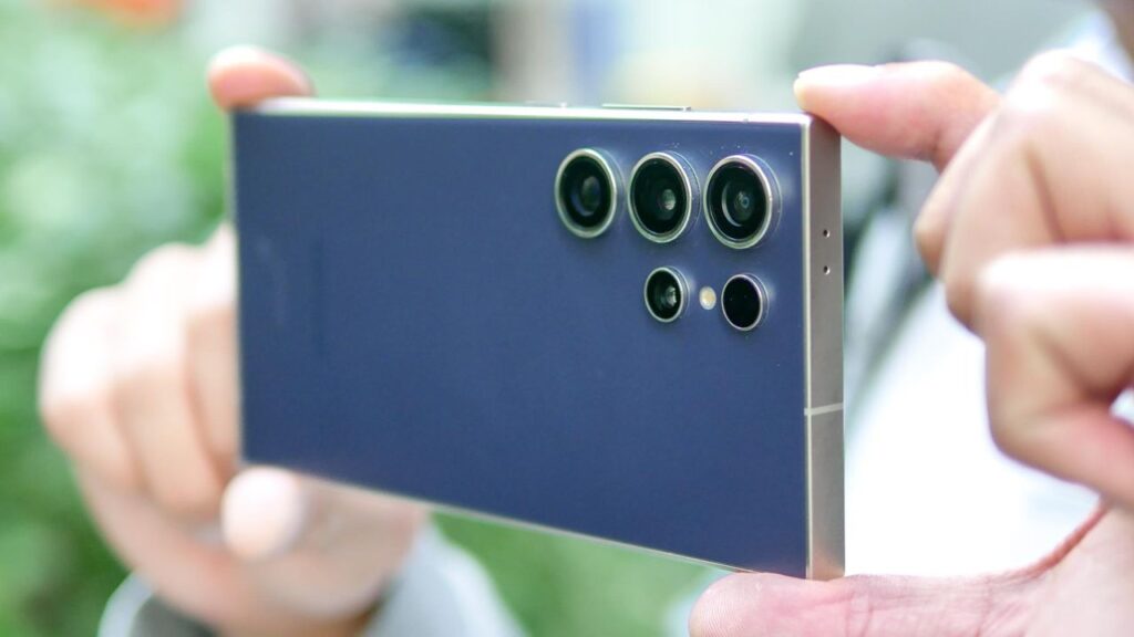 Samsung Galaxy S27 Ultra może zrezygnować z 3x zoomu optycznego