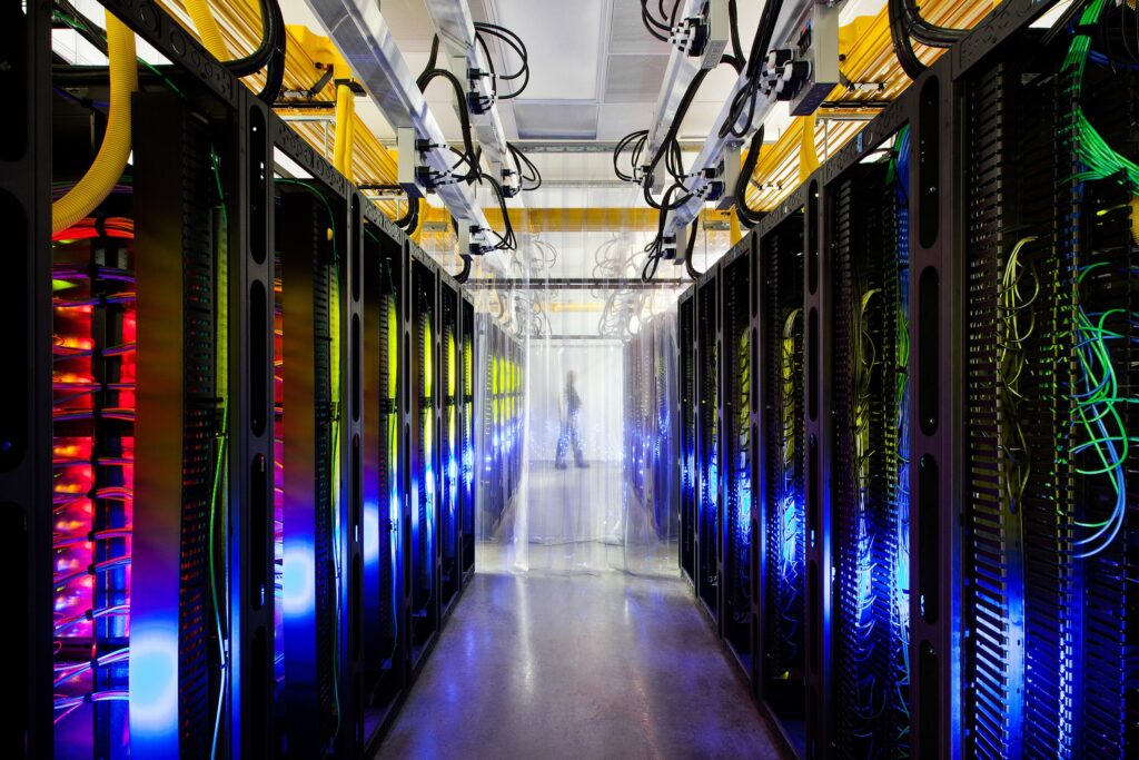 Tysiące GPU leżą nieużywane. Firmy AI mają problem z wykorzystaniem sprzętu