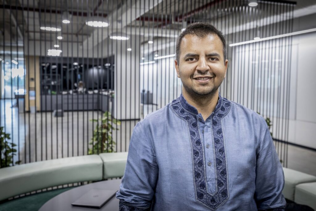 Indyjski startup Krutrim przechodzi na usługi cloud po niepowodzeniu ambitnych planów AI