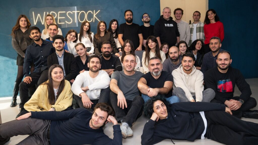 Wirestock pozyskuje 23 mln dol. na dostarczanie danych dla laboratorium AI