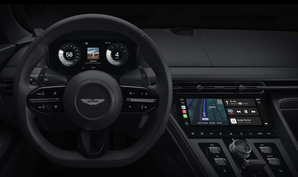 Apple otwiera CarPlay dla sztucznej inteligencji. Siri ucieka z pola