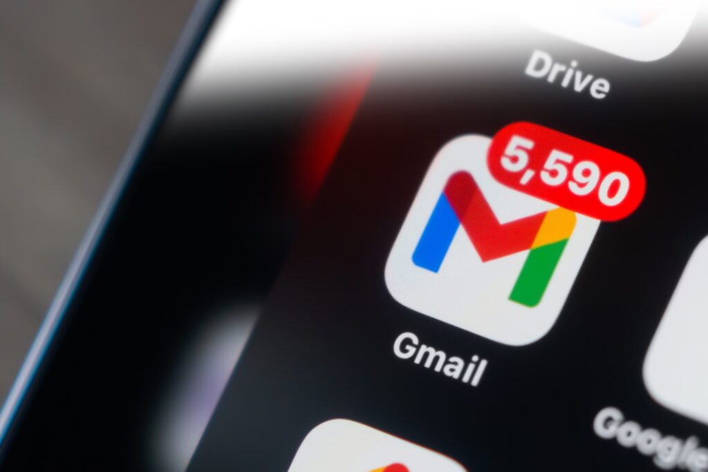 Google może ograniczyć przestrzeń na maile użytkownikom bez numeru telefonu