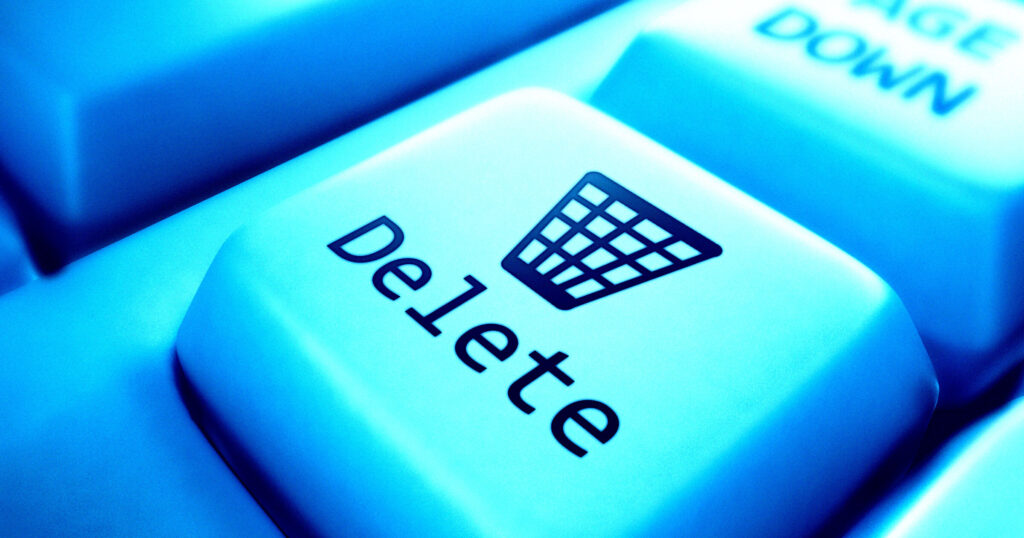 Claude’a AI usunęła całą bazę danych startupa – ostrzeżenie dla szefów firm