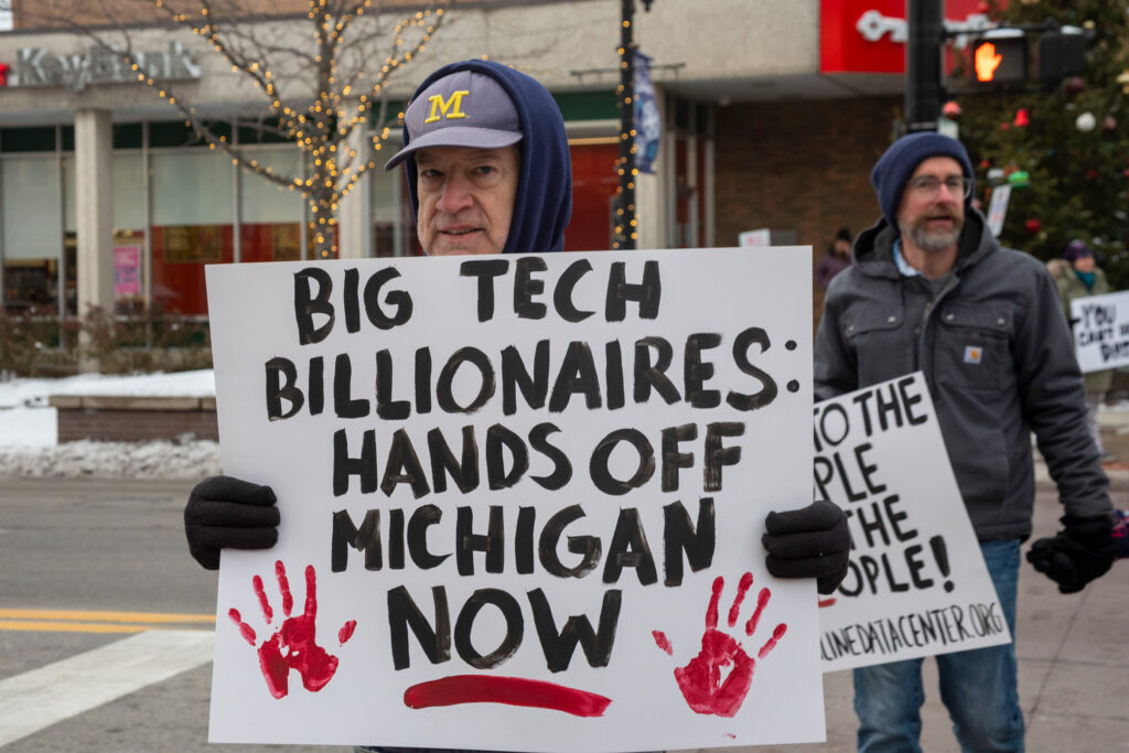 Mieszkańcy Michigan zmuszeni do akceptacji centrum danych OpenAI wbrew woli