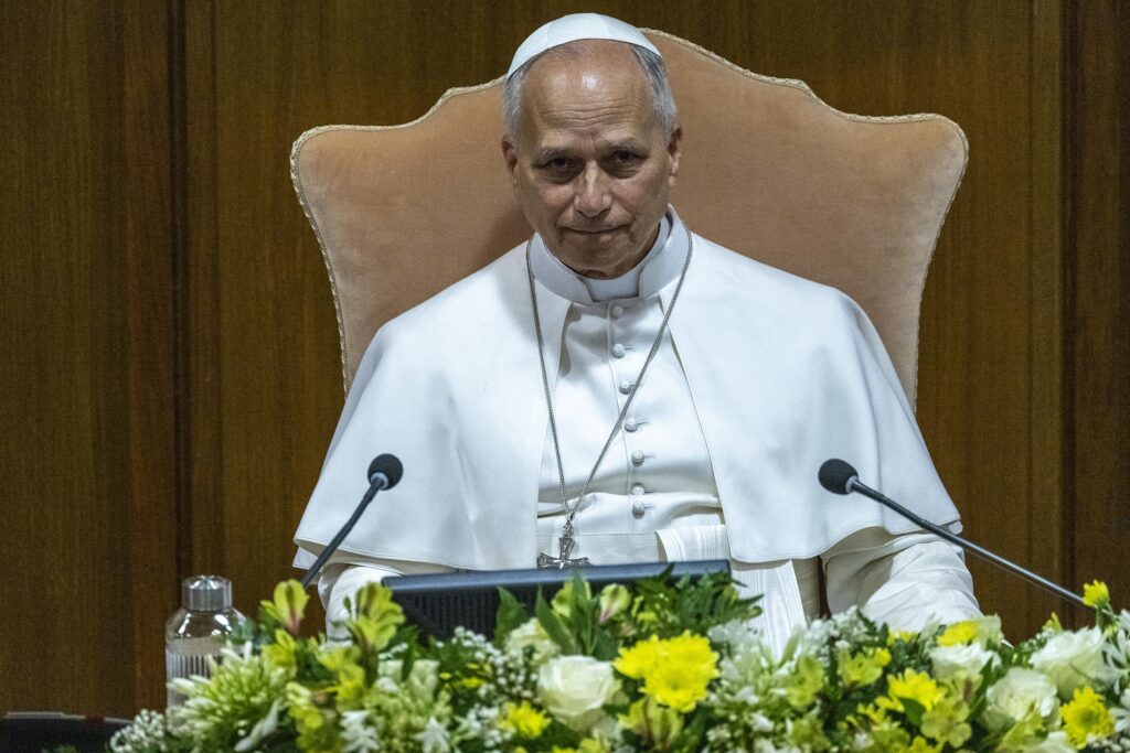 Papież Leo XIV apeluje o pozostanie „głęboko humanistycznym” w epoce AI