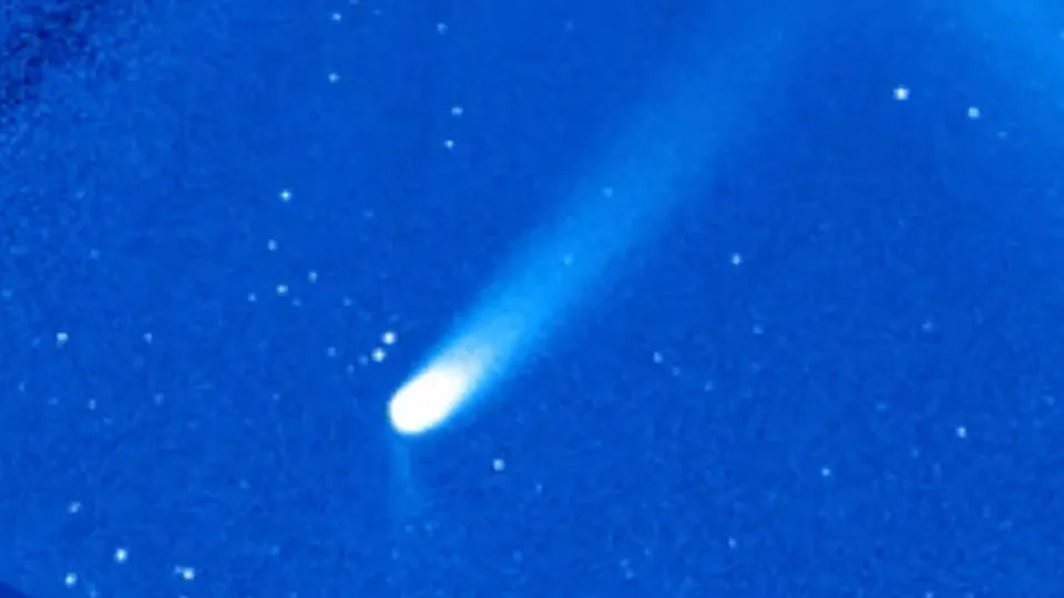 Kometa PanSTARRS zadziwiła astronomów spektakularnym drugim warkoczem