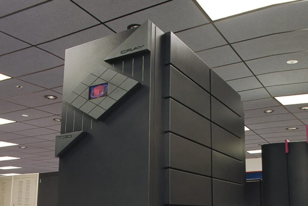 Legendarna Cray T3D trafia na aukcję. Europejski superkomputer sprzedawany