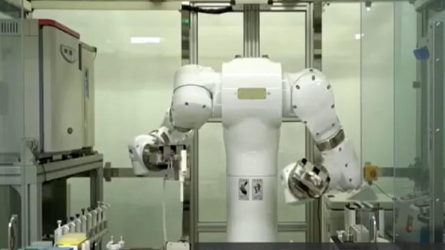 Japonia otwiera pierwszy na świecie w pełni zautomatyzowany laboratorium leków
