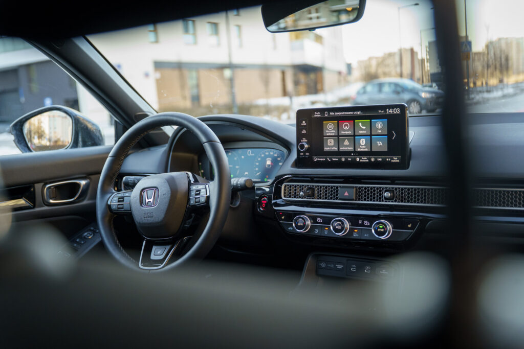 Honda wraca do silników spalinowych – hybrydowe rozwiązanie zamiast pełnej elektryfikacji