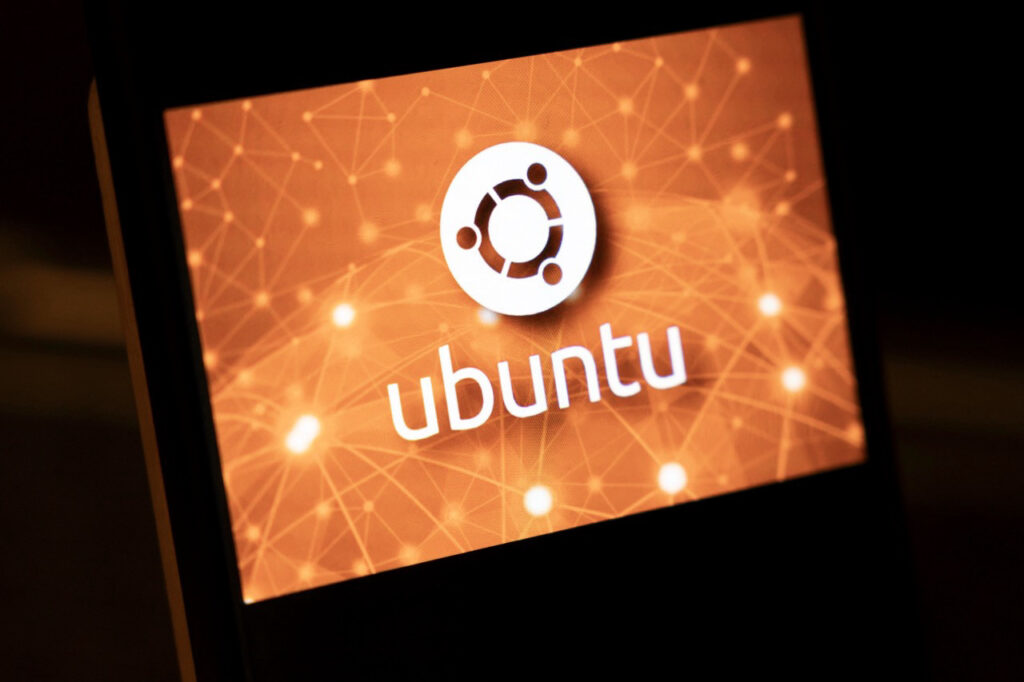 Ubuntu otrzyma funkcje AI. Canonical obiecuje ostrożne podejście