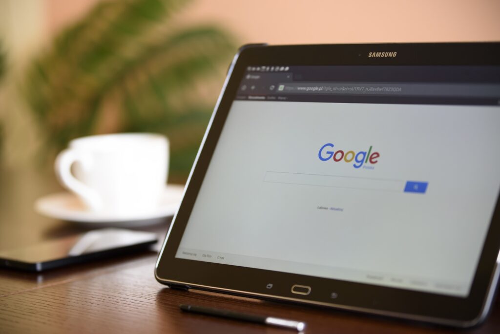 Google pokazał revolucyjną wyszukiwarkę AI, która zmieni sposób poszukiwania informacji