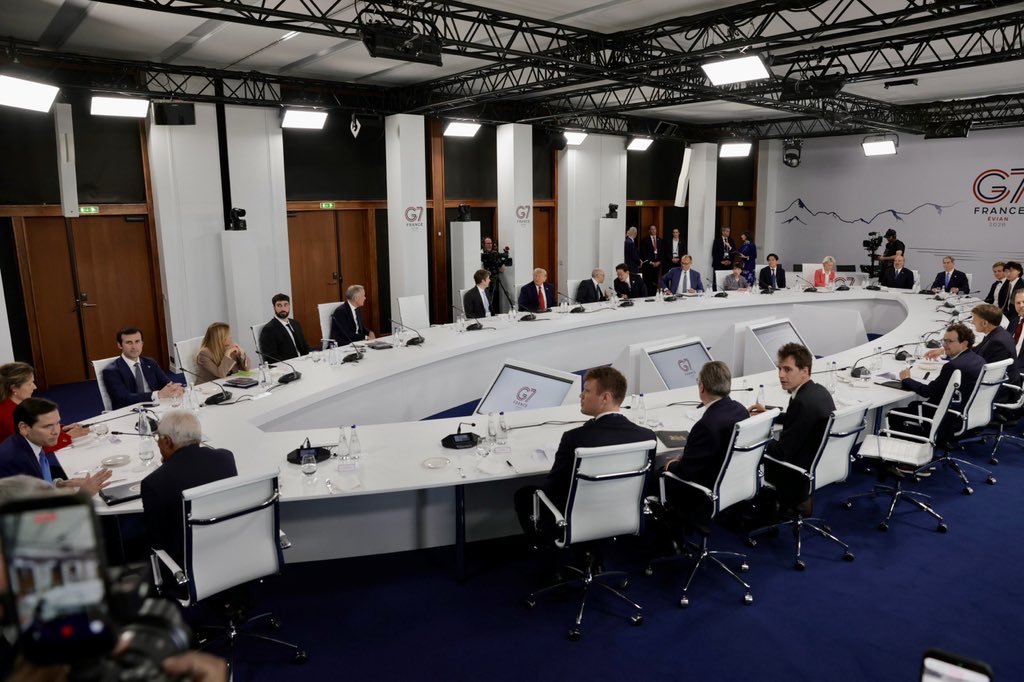 Komisja Europejska wzywa do współpracy UE-USA w zakresie AI na G7