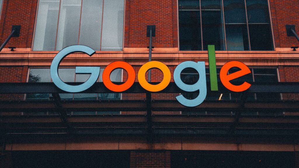 Google traci kluczowego eksperta ds. prywatności, który krytykuje firmę