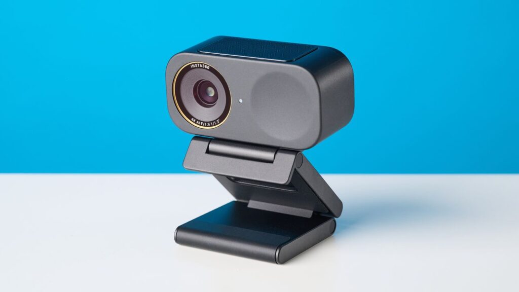 Insta360 Link 2C Pro – kamera internetowa, która zmienia pracę z domu