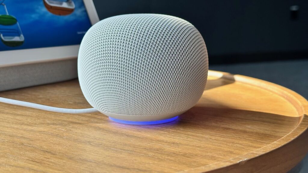 Nowy głośnik Google za $99 wyciekł – porównanie z HomePod Mini i Echo Dot
