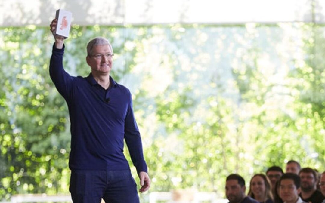 Tim Cook kończy erę w Apple po 15 latach. Co osiągnął, a co zawiódł?