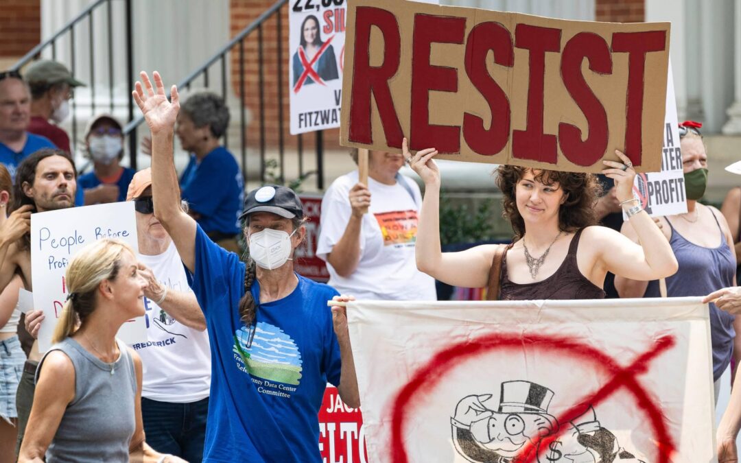 Protesty przeciwko centrom danych AI w ponad 100 miastach USA