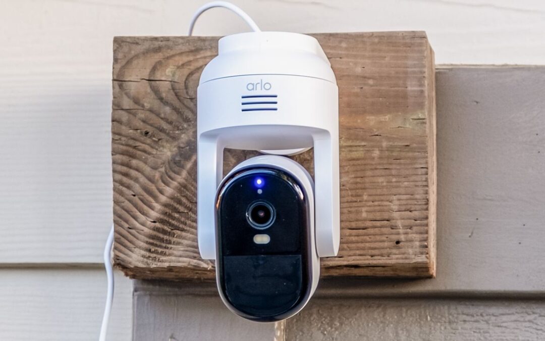 Recenzja Arlo Essential Pan Tilt Outdoor: solidna kamera w dobrej cenie