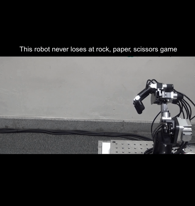 Ten robot nigdy nie przegrywa w papier, kamień, nożyce