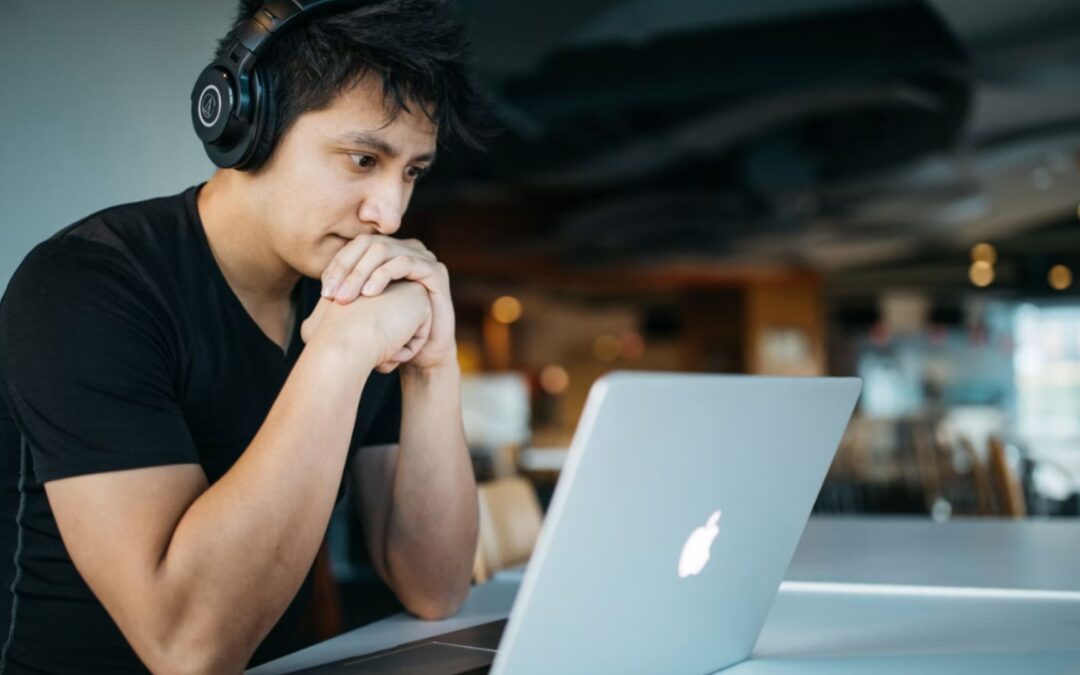 macOS 27: Siri działa mimo wyłączenia – użytkownicy alarmują