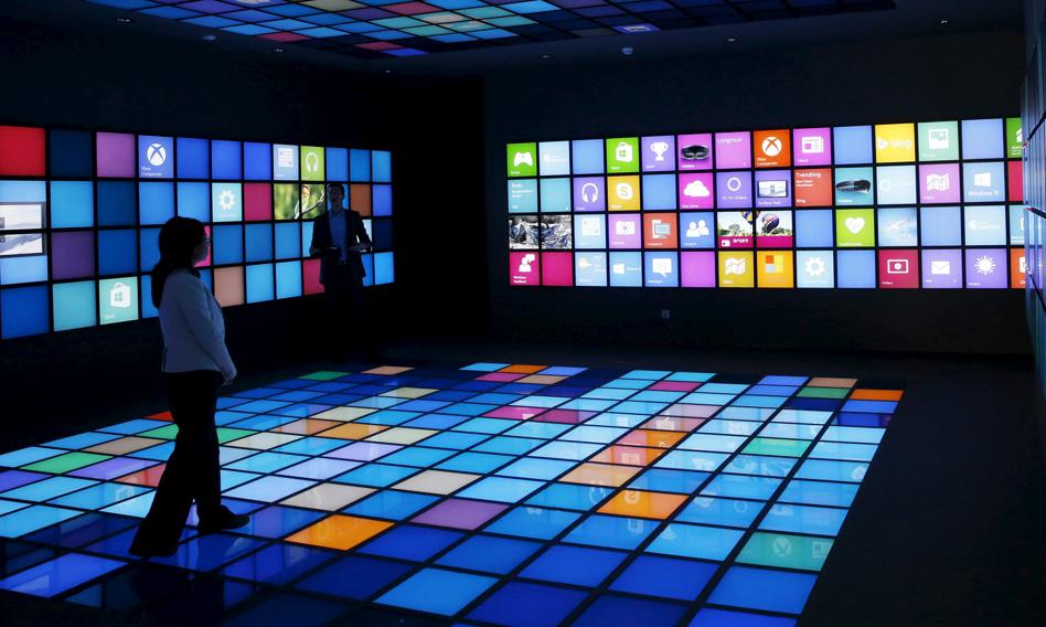 Microsoft oferuje odprawy 60 tys. pracowników w związku z inwestycjami w AI
