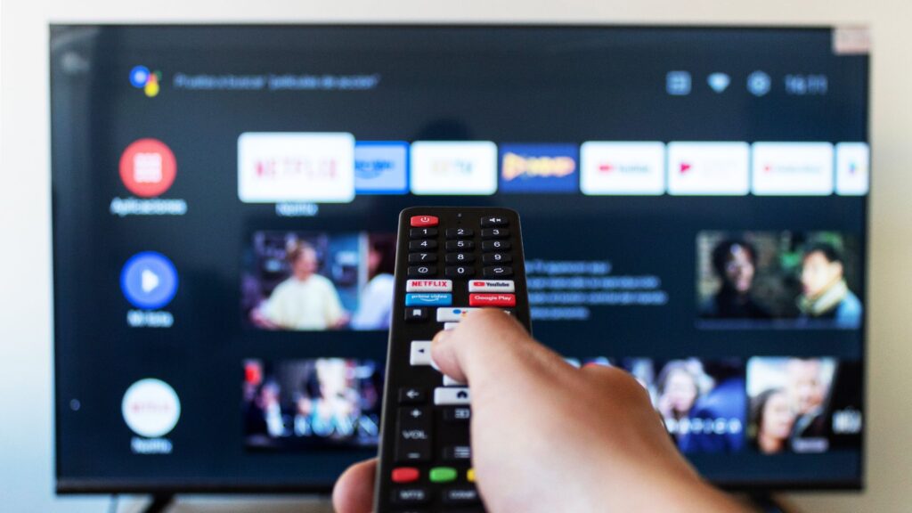 AI pomaga zamienić smart TV w prostszy telewizor bez reklam