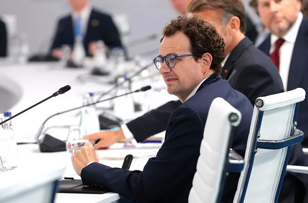 Anthropic proponuje ustawę o bezpieczeństwie AI – blokada modeli zagrażających życiu
