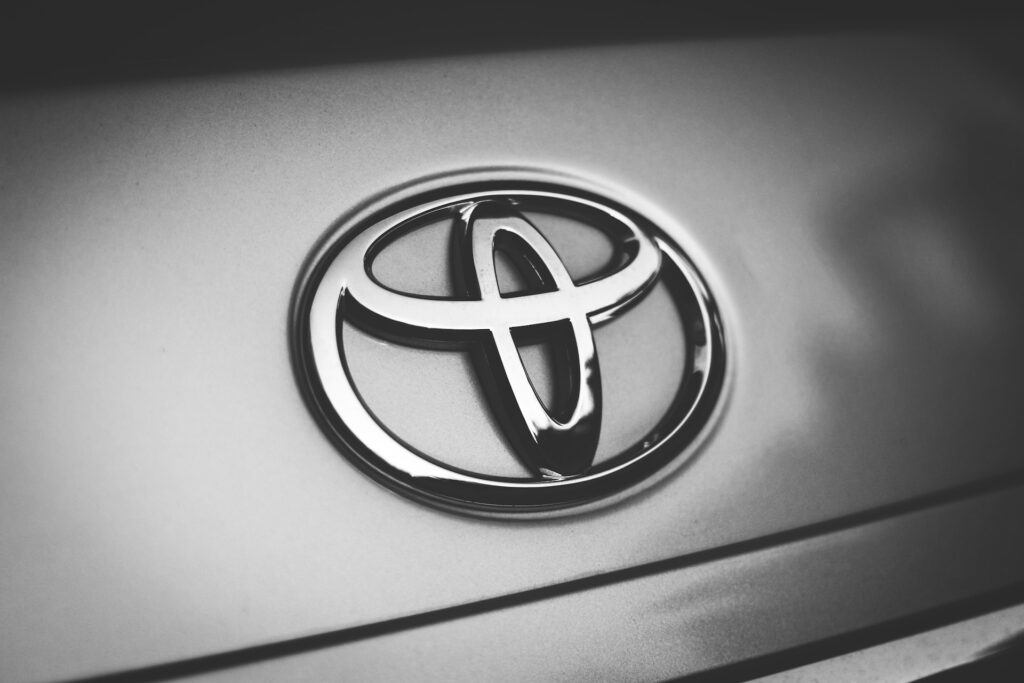 Toyota wdroży 400 tys. robotów uczących się od pracowników